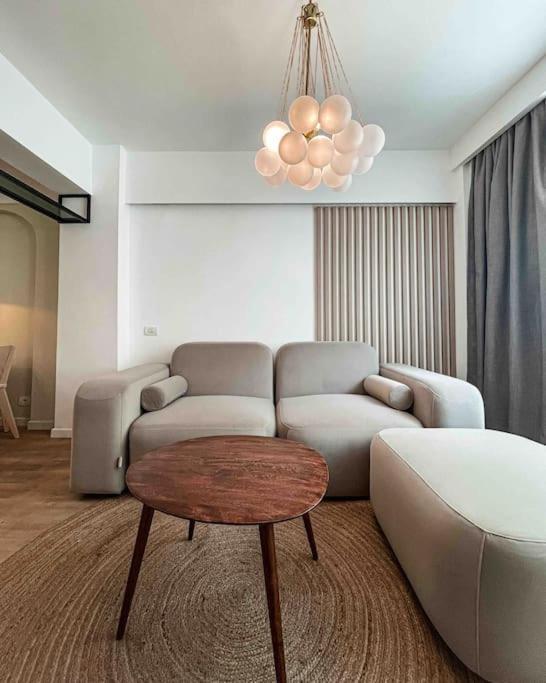 Urban Raw Calea Victoriei - Next To The Old Town Apartamento *