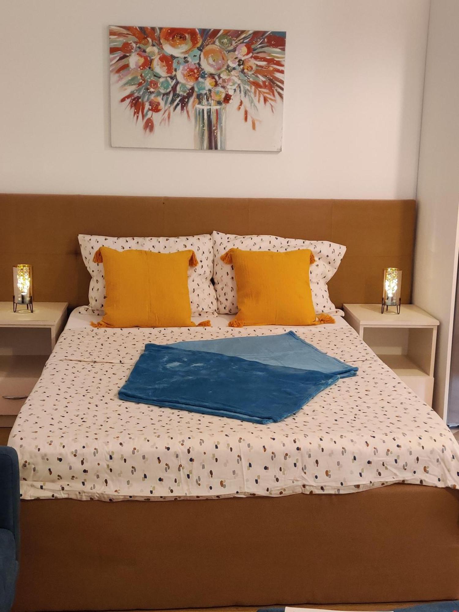 Deluxe Uniri Apartament Bucureşti