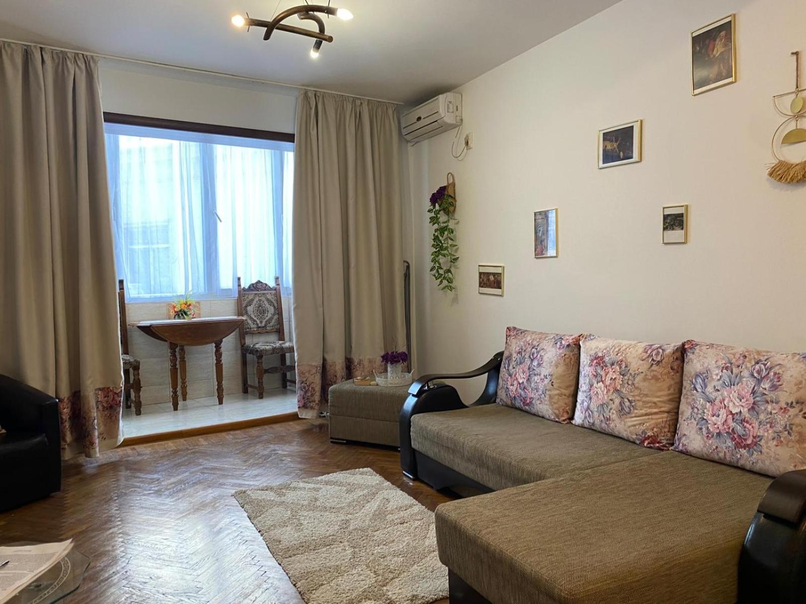 Apartment Victoria Avenue
