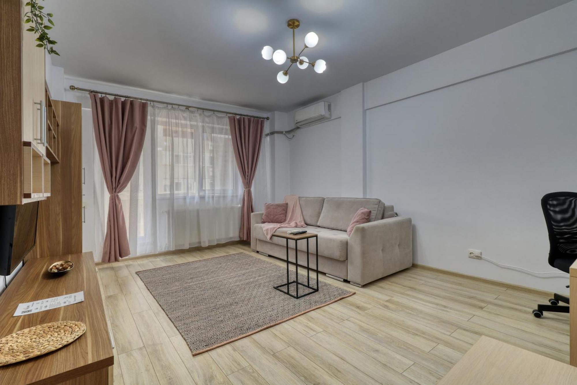 Homie Grand - Private Parking - Self Check-in * Bucharest
