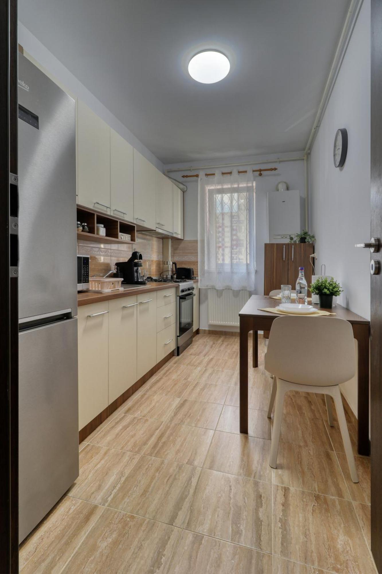 Apartamento Homie Grand - Private Parking - Self Check-in