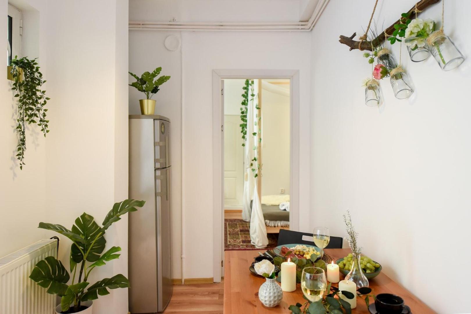 Apartament Historic Charm Meets Modern Luxury - Stylish In The Center Bucureşti