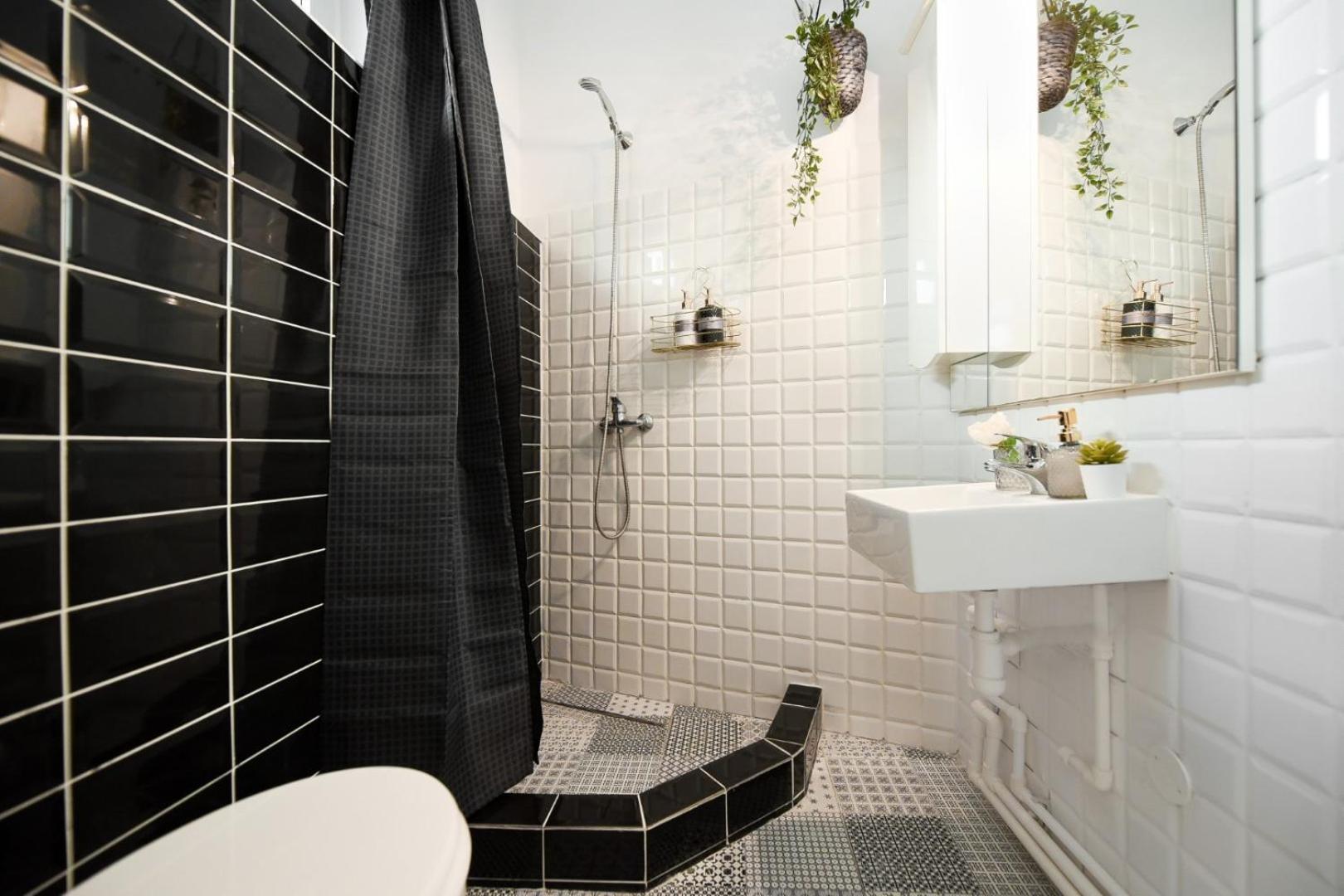 Historic Charm Meets Modern Luxury - Stylish In The Center Bucureşti