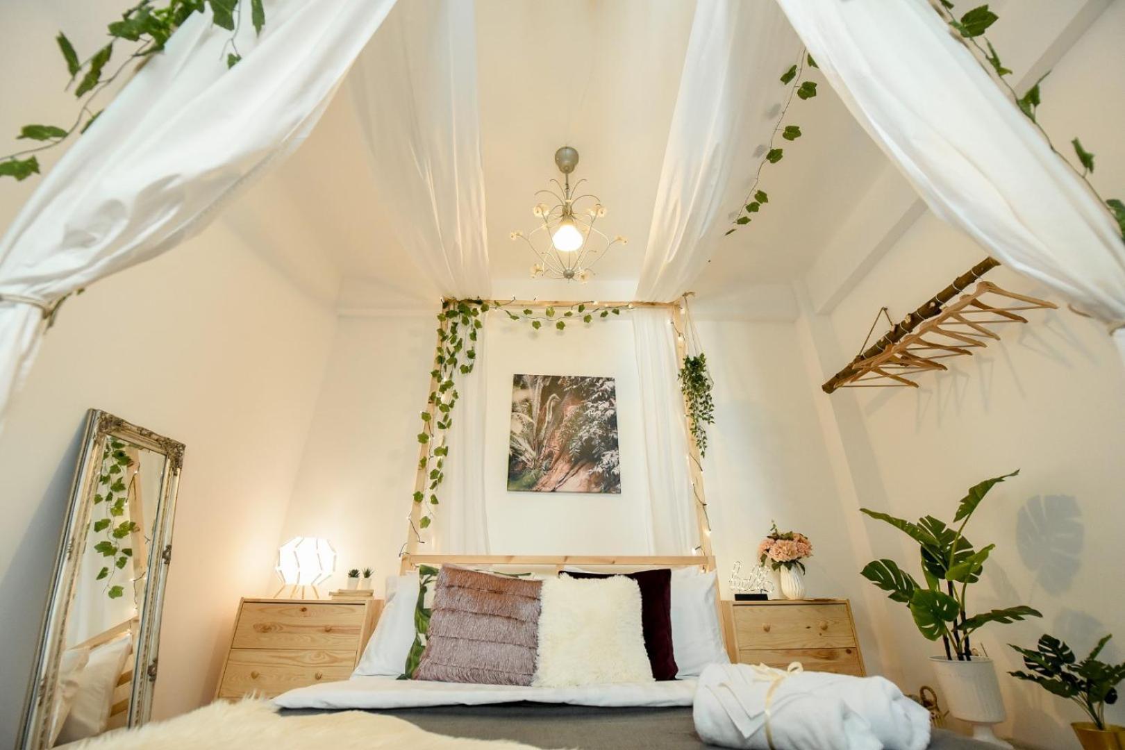 Apartament Historic Charm Meets Modern Luxury - Stylish In The Center Bucureşti