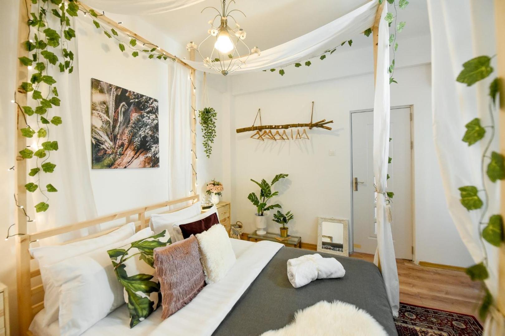 Apartament Historic Charm Meets Modern Luxury - Stylish In The Center Bucureşti