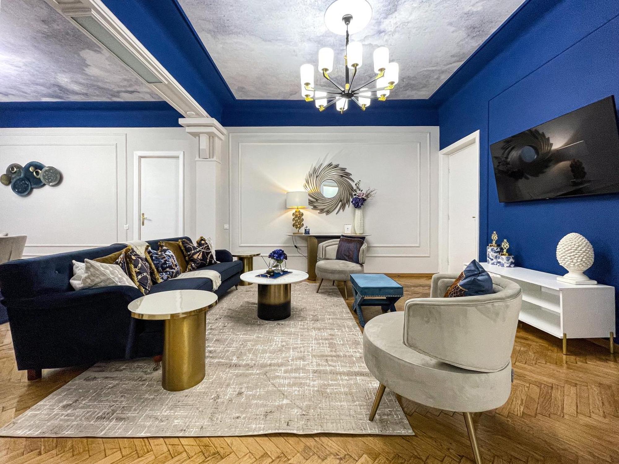 Qult - Cloud Atlas Apartment
