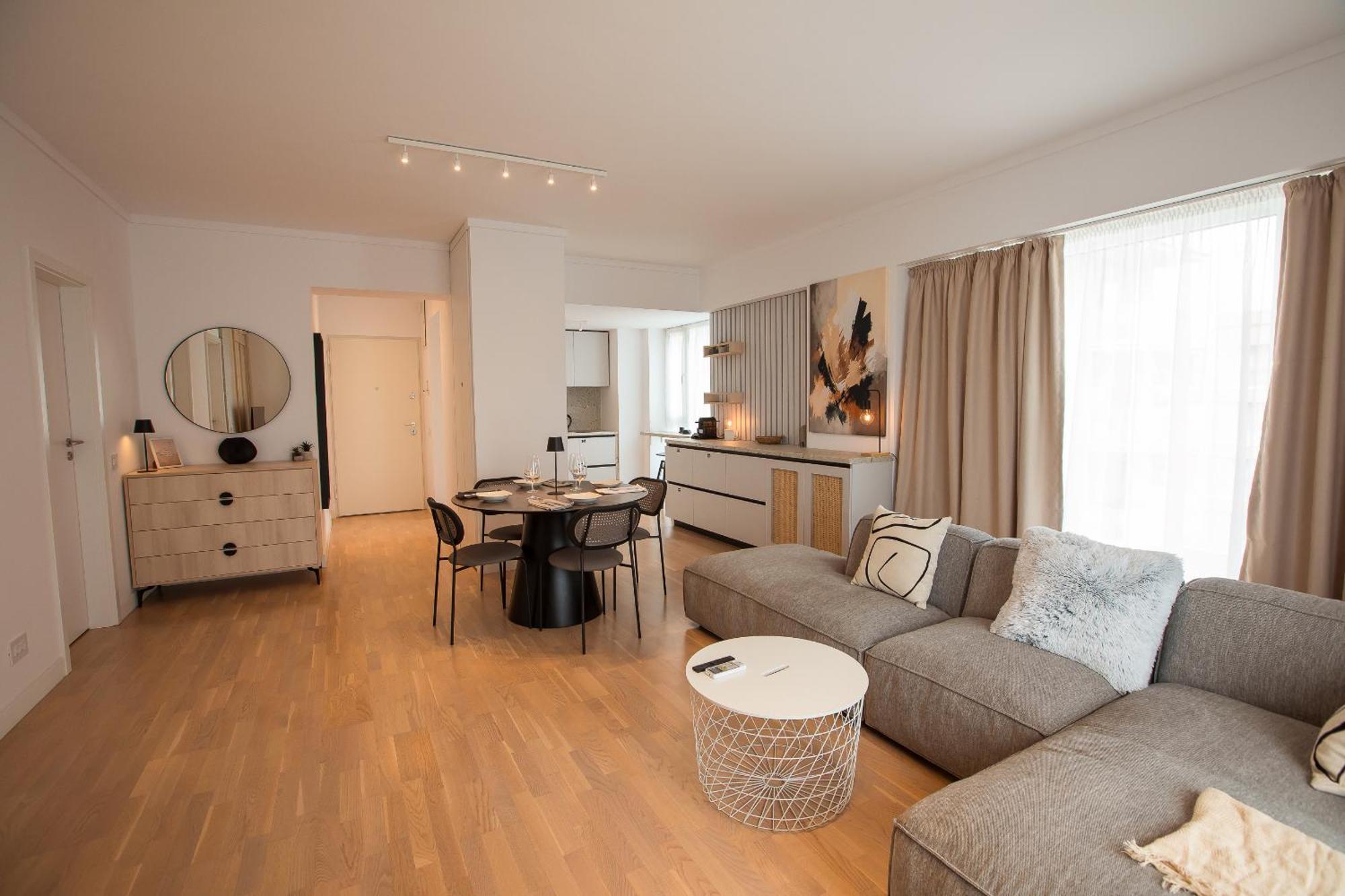 Marble Heights I 1 Bedroom With Underground Parking Apartamento *