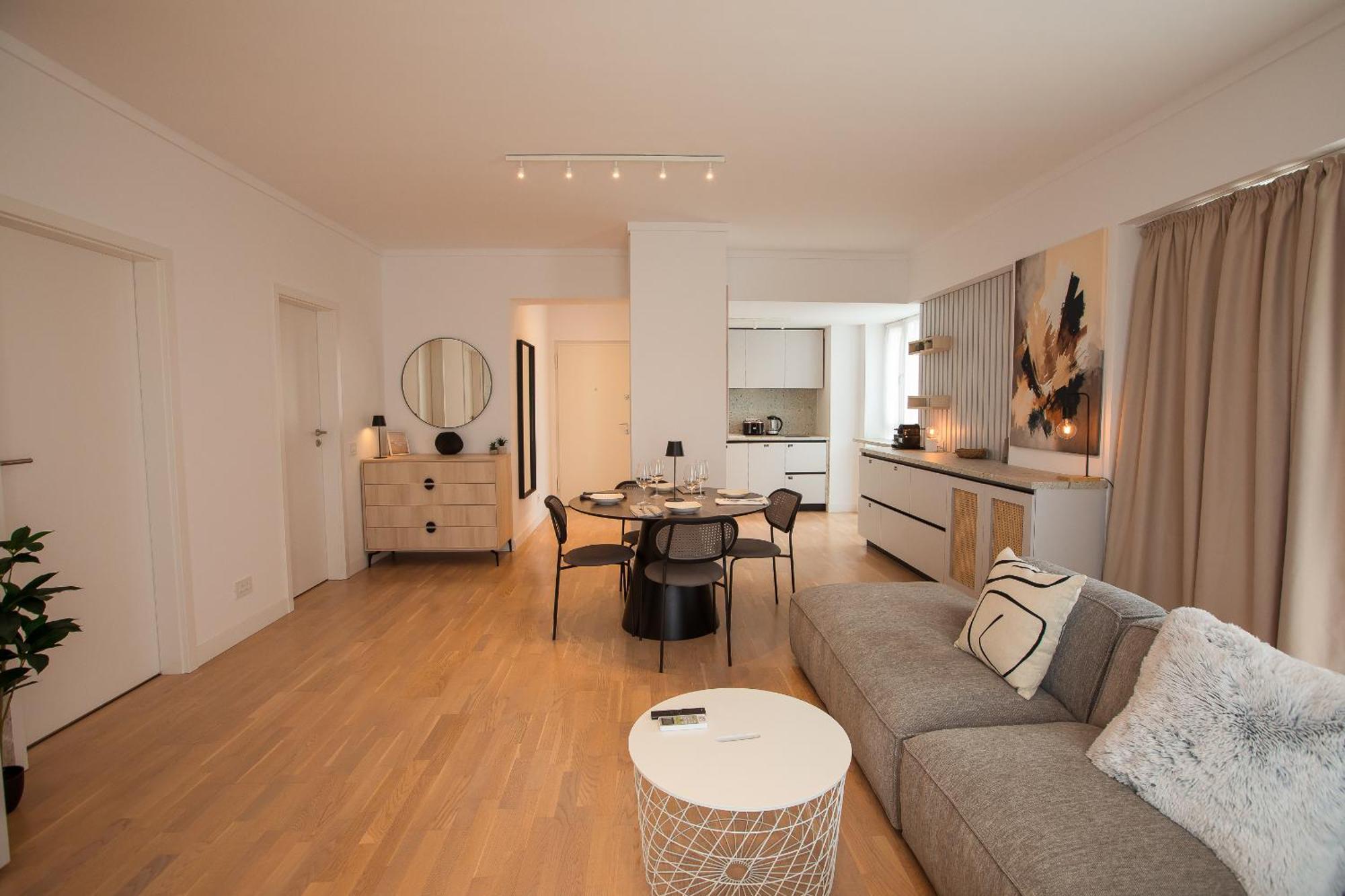 Marble Heights I 1 Bedroom With Underground Parking Apartamento *