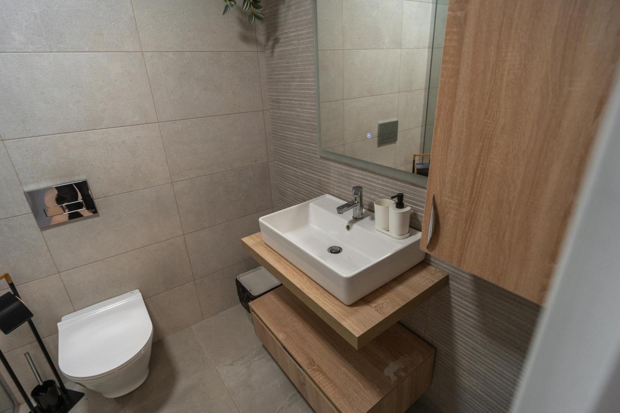 Foisorului Brand New With Huge Balcony * Bucharest