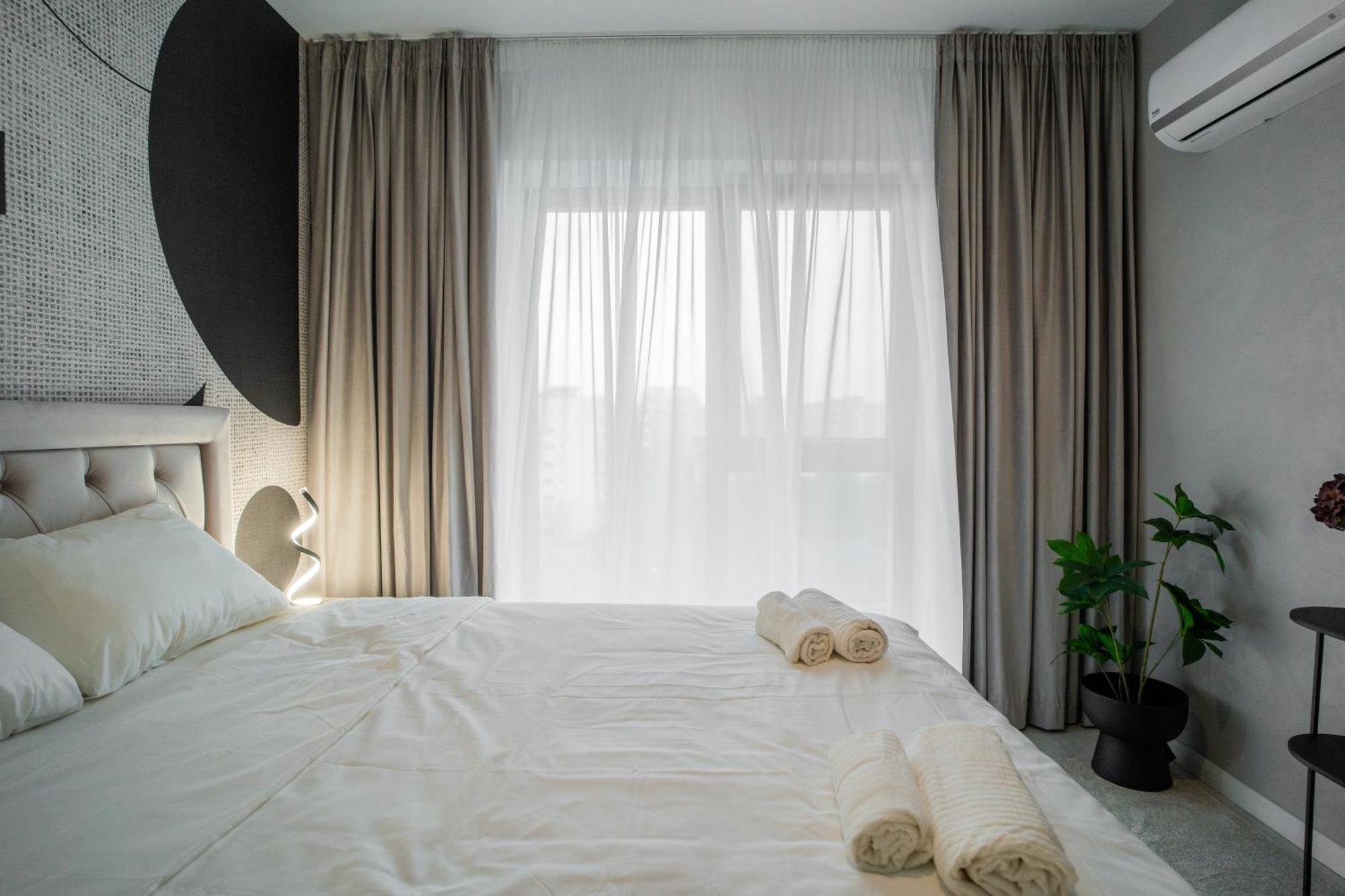 Foisorului Brand New With Huge Balcony * Bucharest