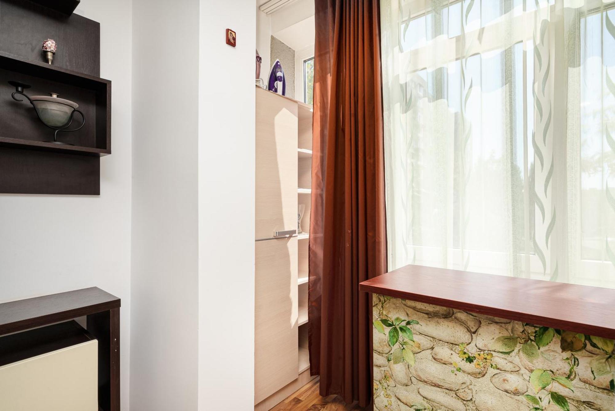 Stone Gate #2 Apartament *