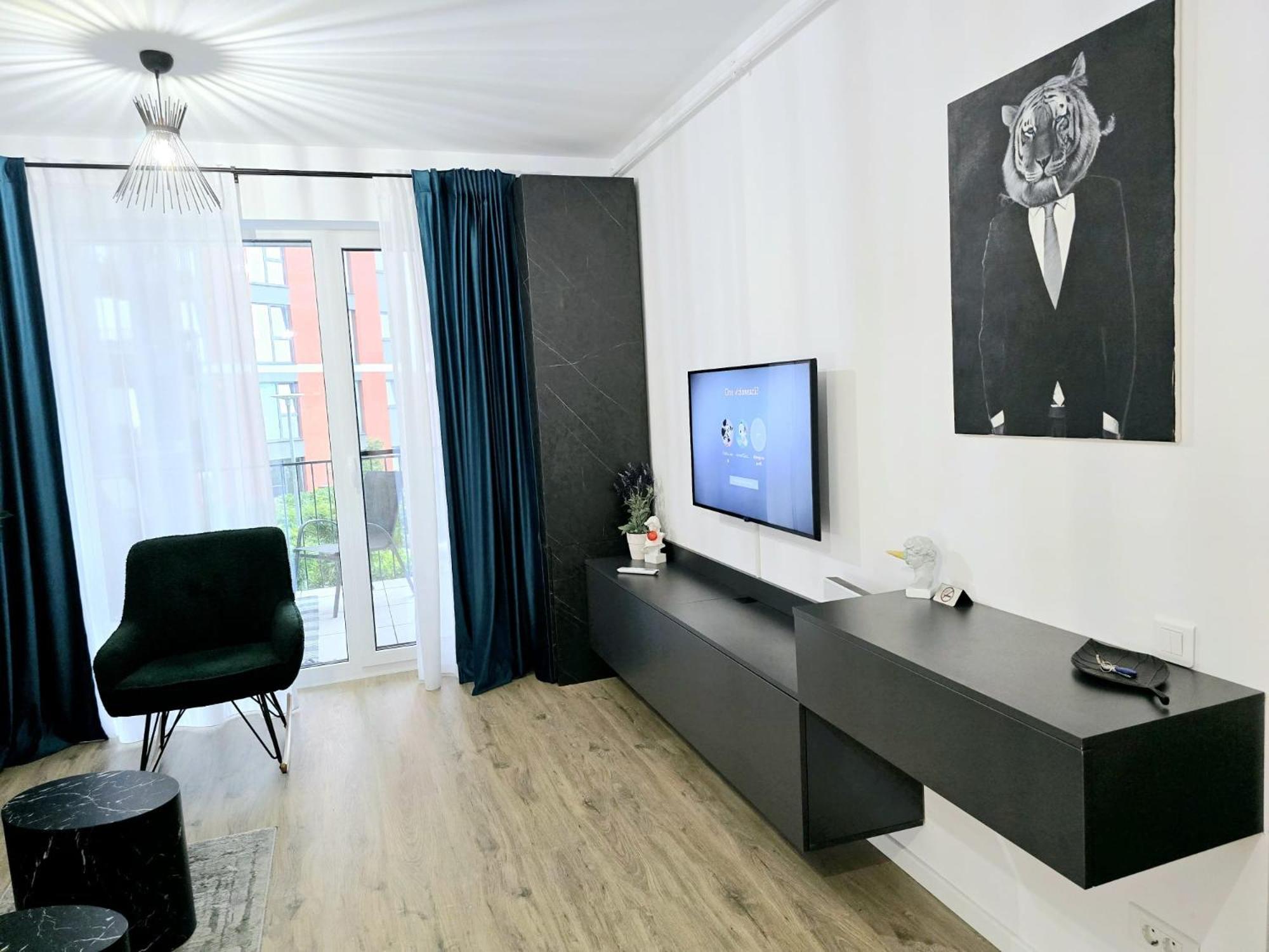 Brauner Urban Apartment *