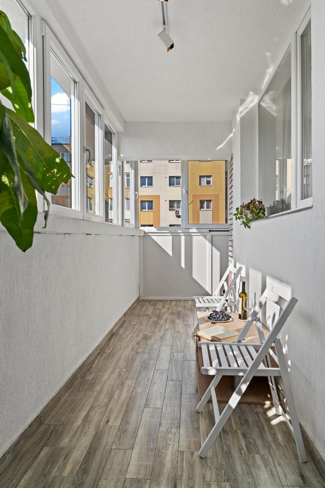 Apartamento De Lux Moghioros Park