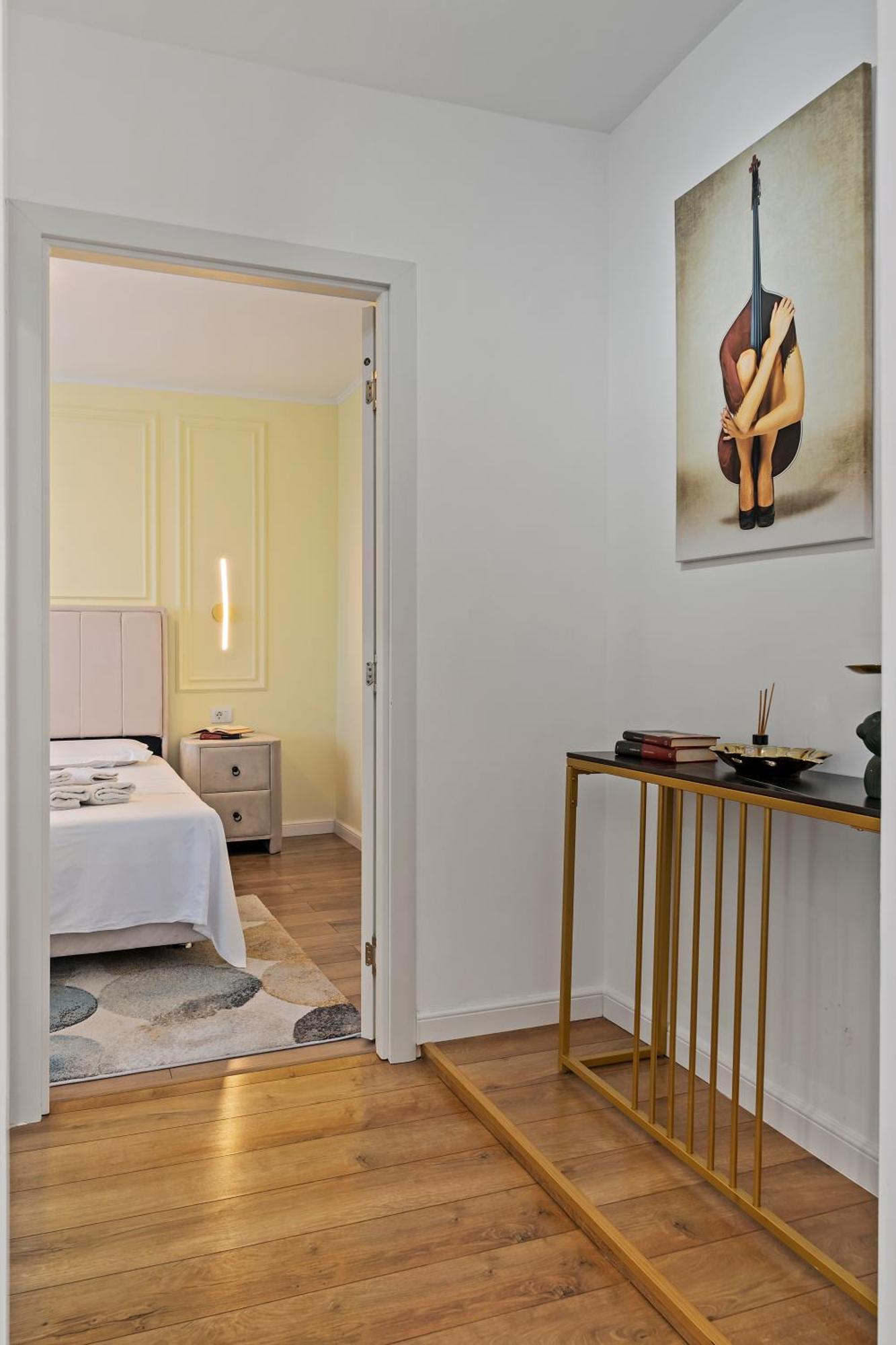 Apartamento De Lux Moghioros Park Bucareste