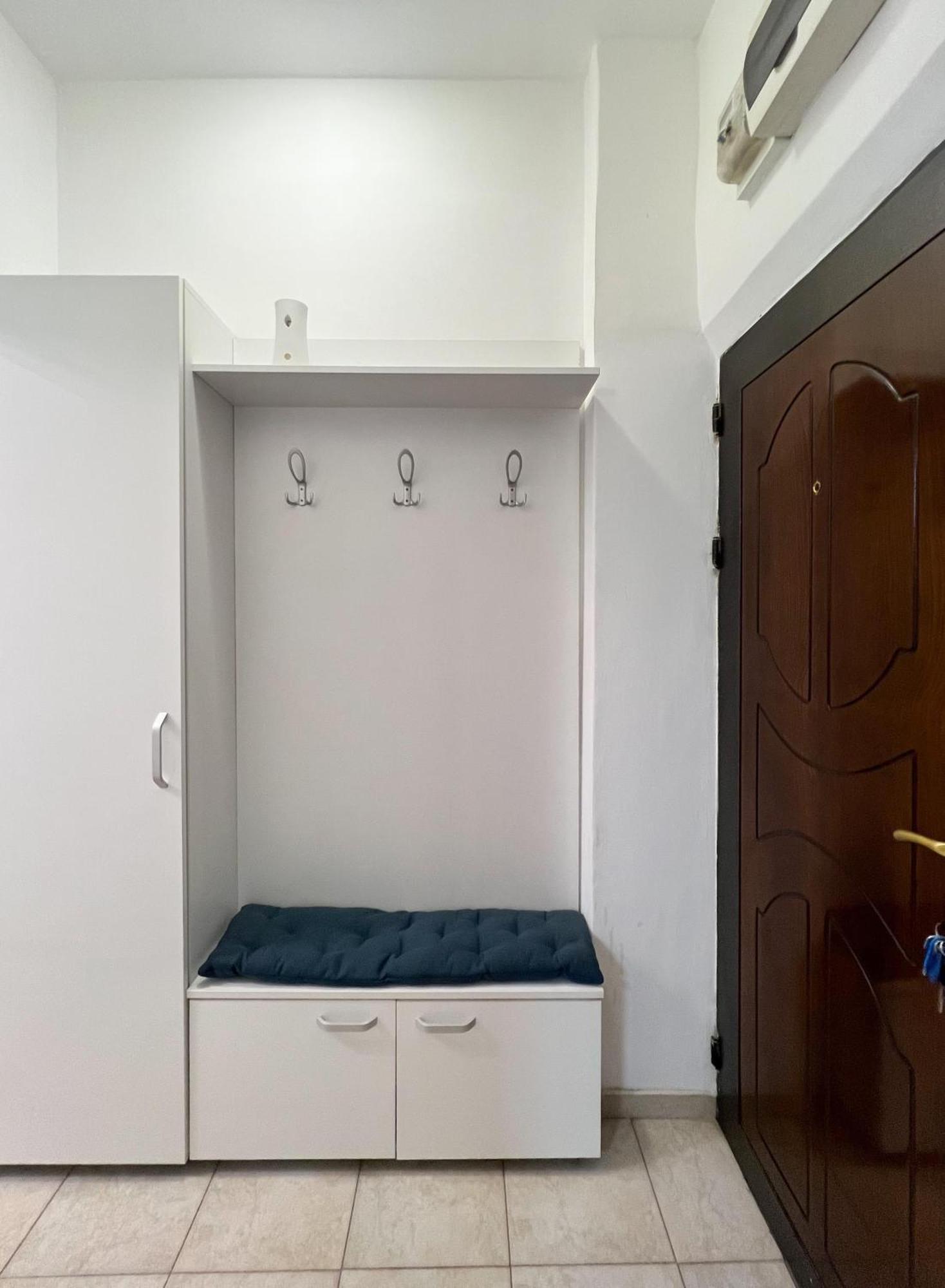 Old Cozy Apartamento Bucareste