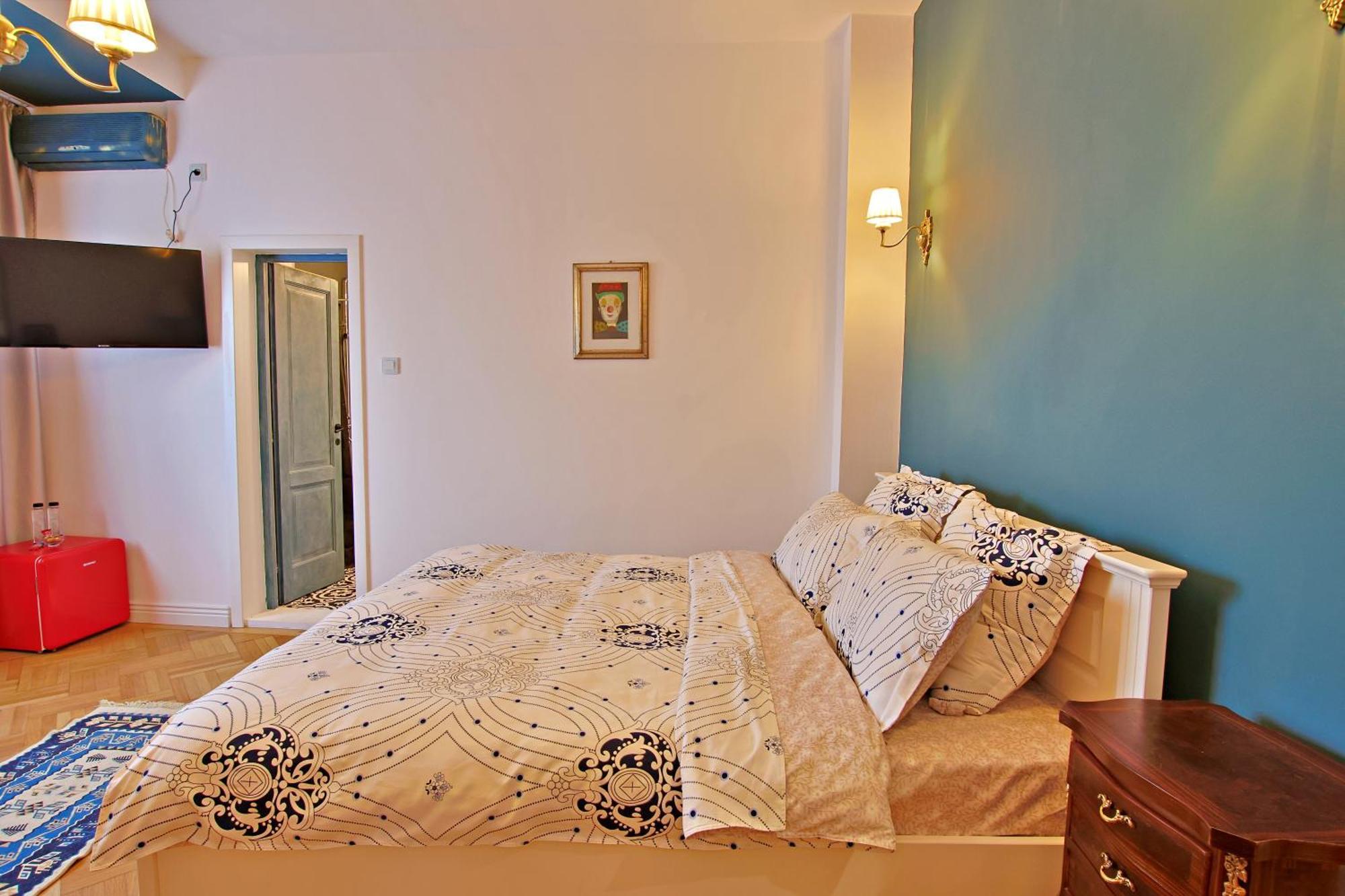 Art Boutique Bucureşti