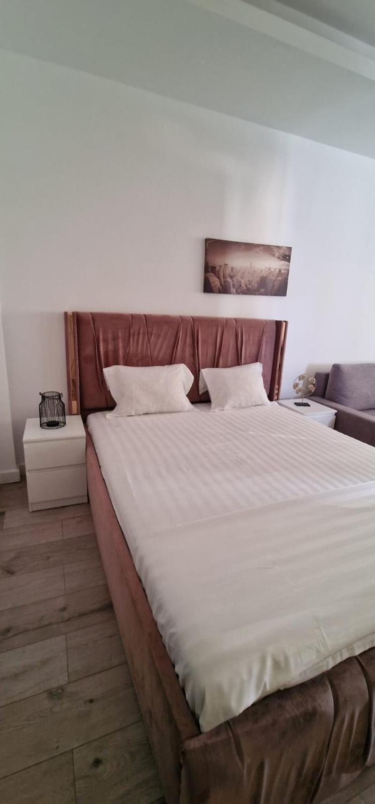 Carol - Vibes Apartment *