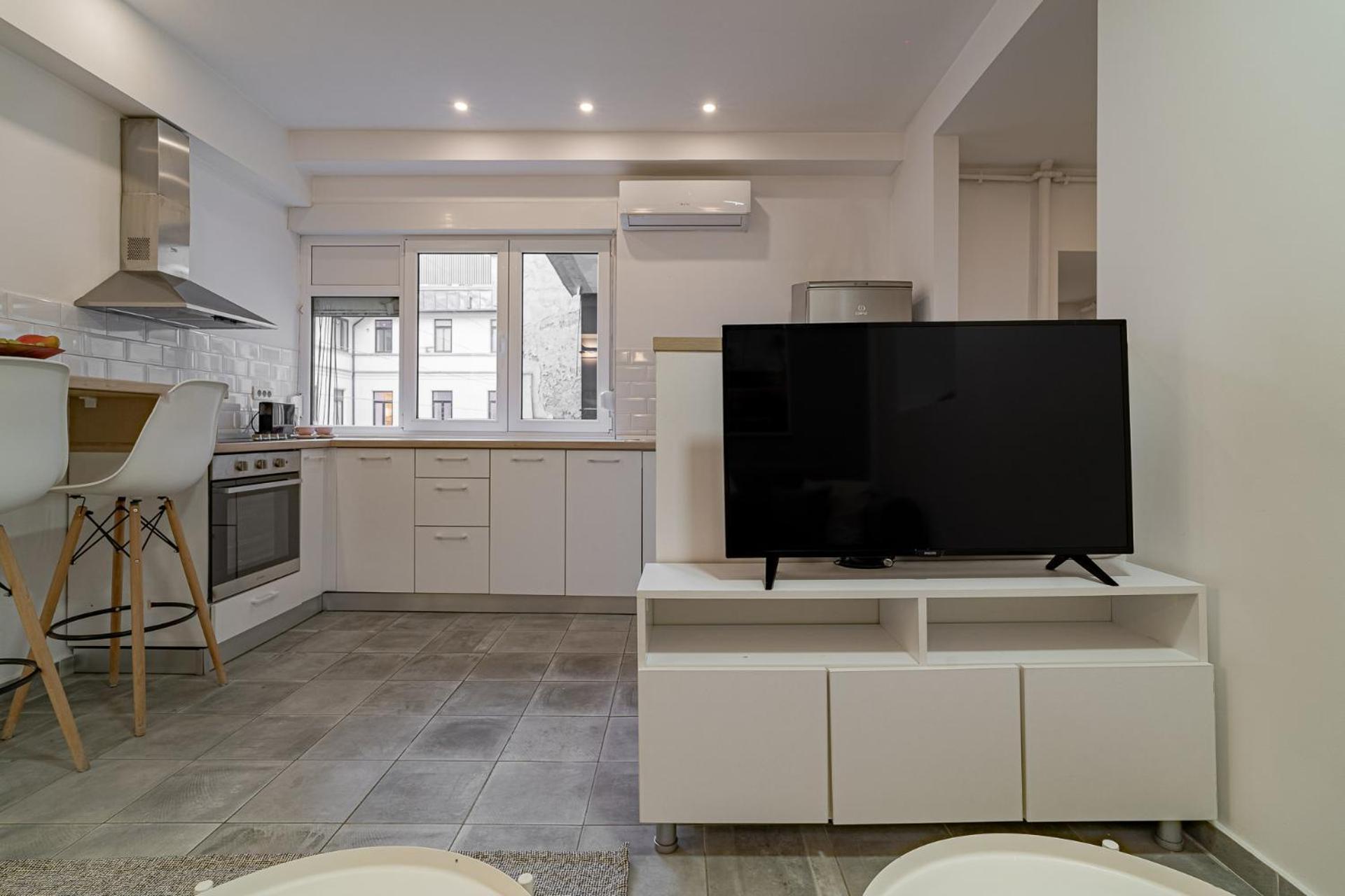 4br Sanctuary Near Cismigiu Park & Piata Universitatii *