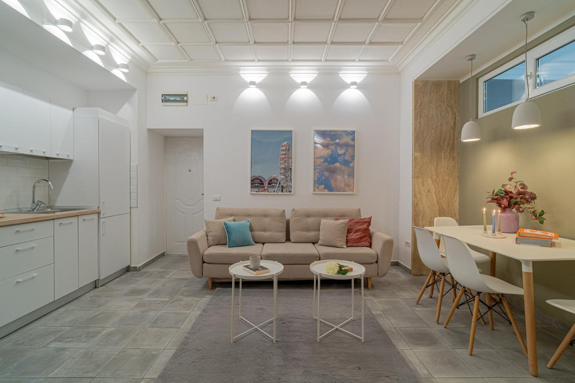 Apartment 4br Sanctuary Near Cismigiu Park & Piata Universitatii