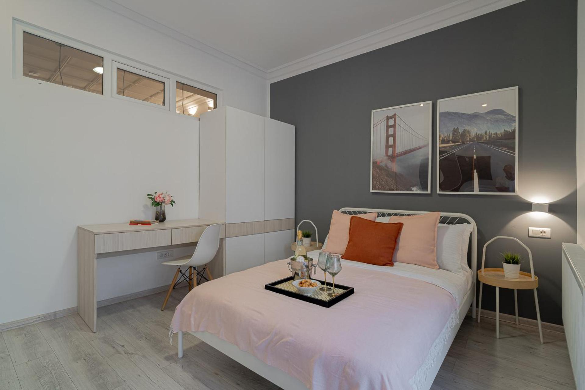 Apartment 4br Sanctuary Near Cismigiu Park & Piata Universitatii *