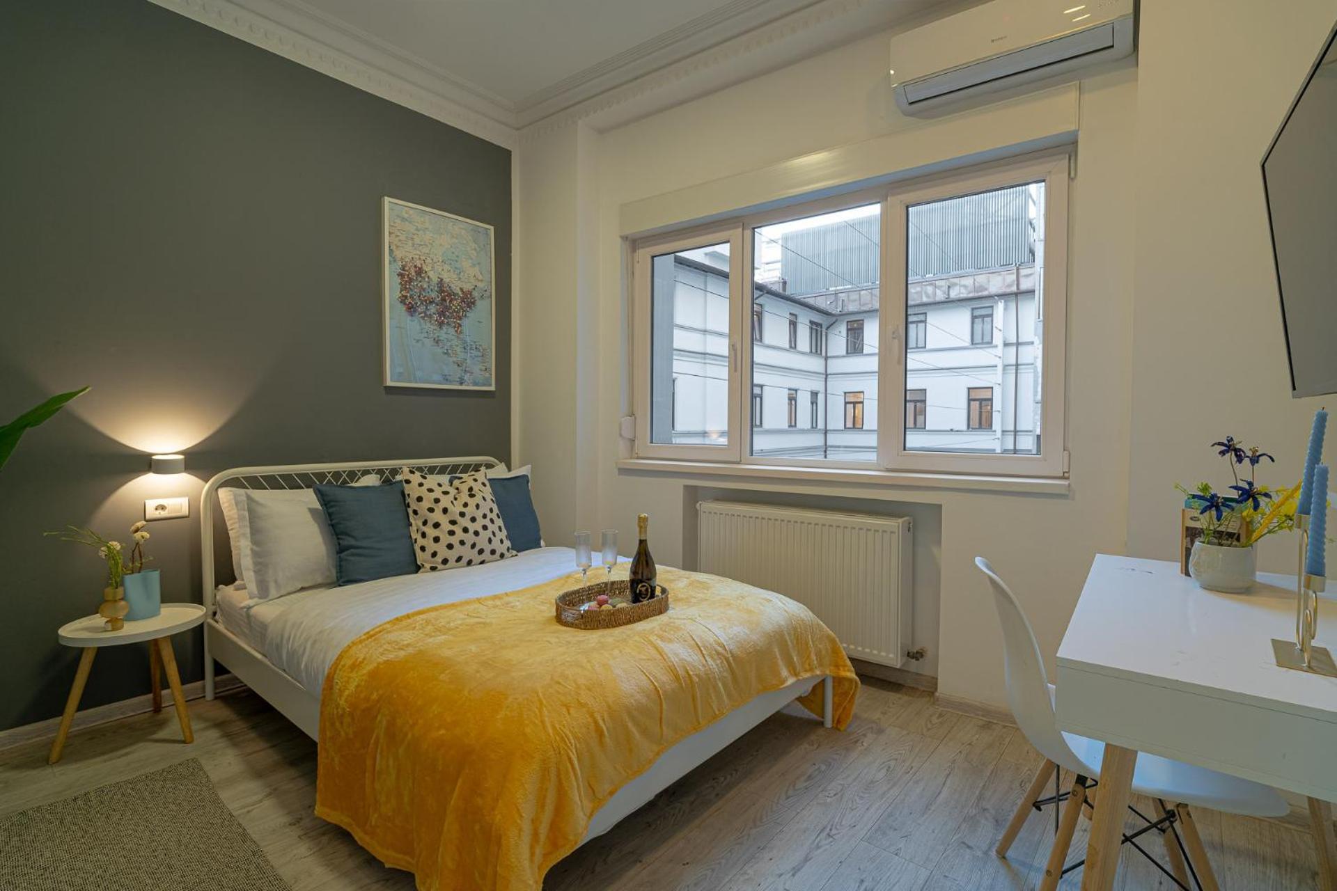 Apartment 4br Sanctuary Near Cismigiu Park & Piata Universitatii