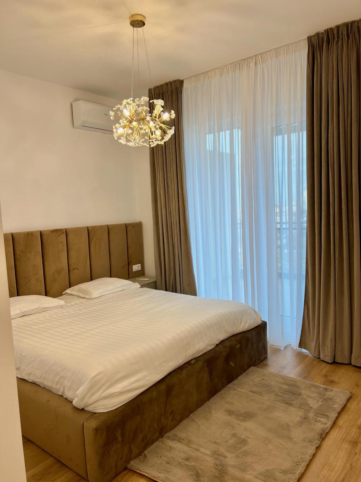 Perfect View At 11th Floor - Duplex Apartment *