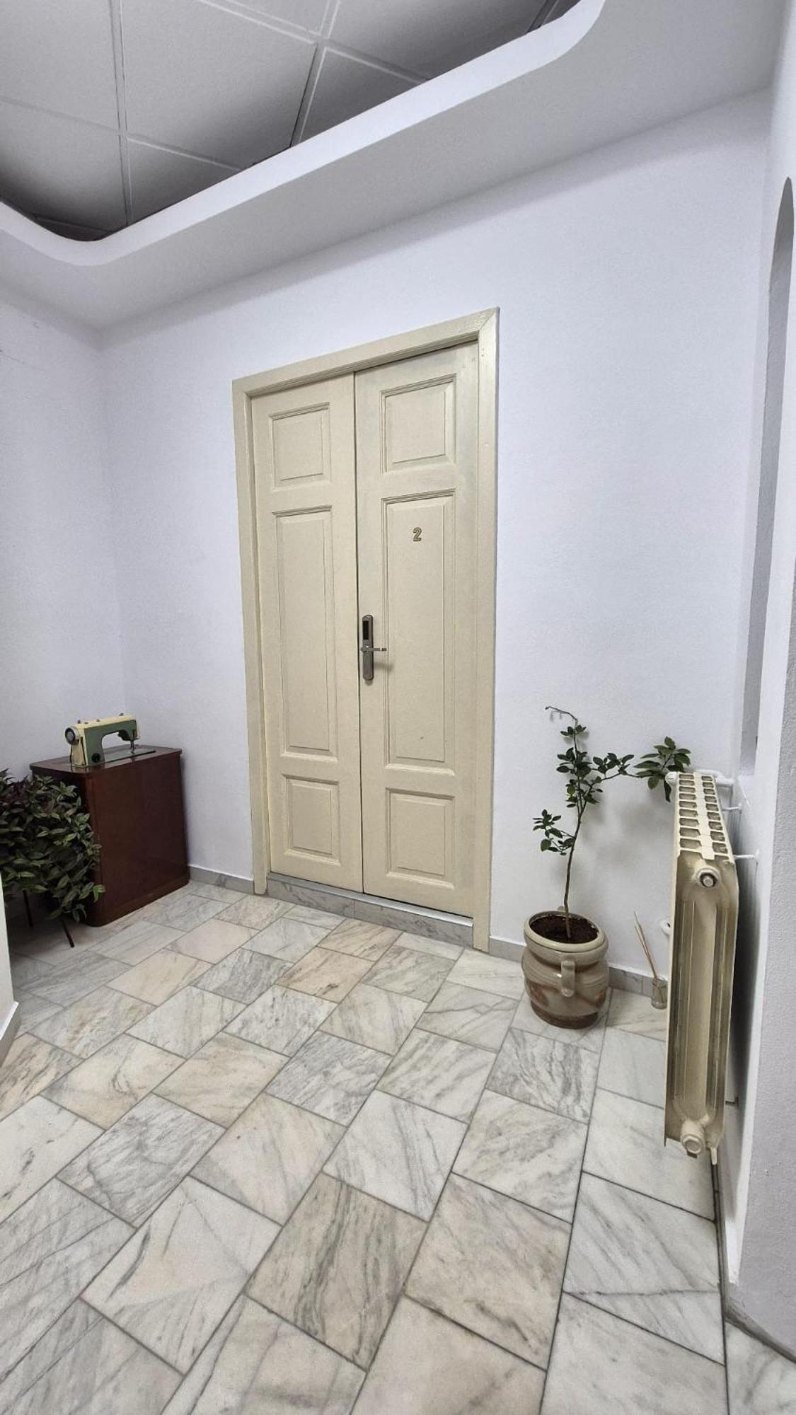 Boutique Old 1 Apartment Bucharest