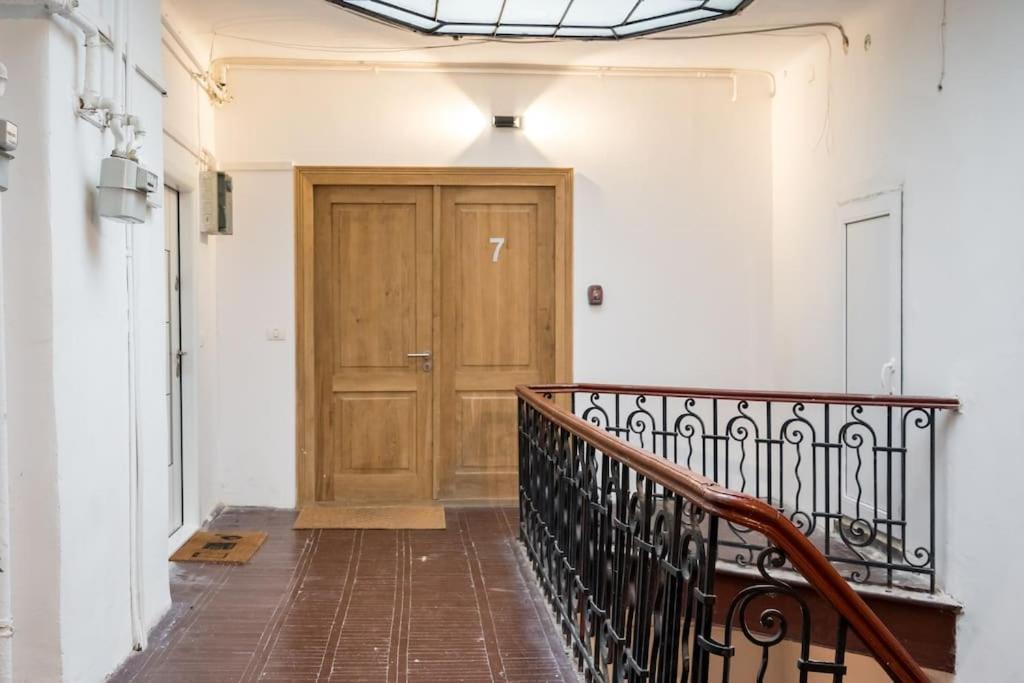 Stunning 2br - Ateneu - Center Apartment Bucharest