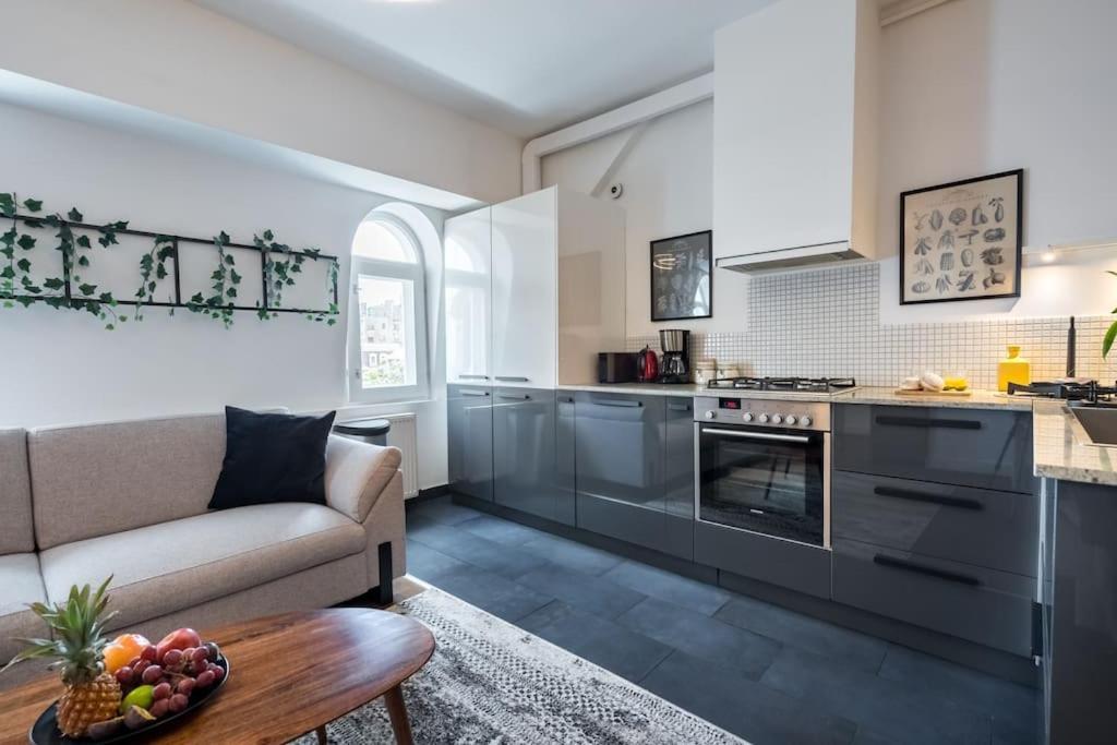 Stunning 2br - Ateneu - Center Apartment