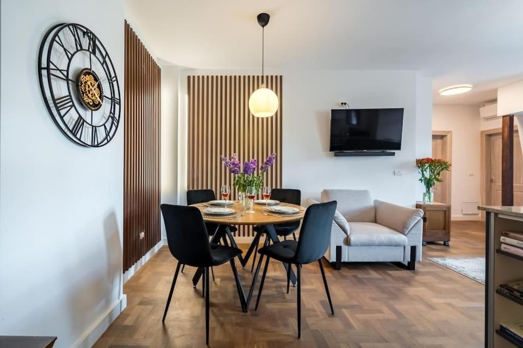 Stunning 2br - Ateneu - Center Apartment *