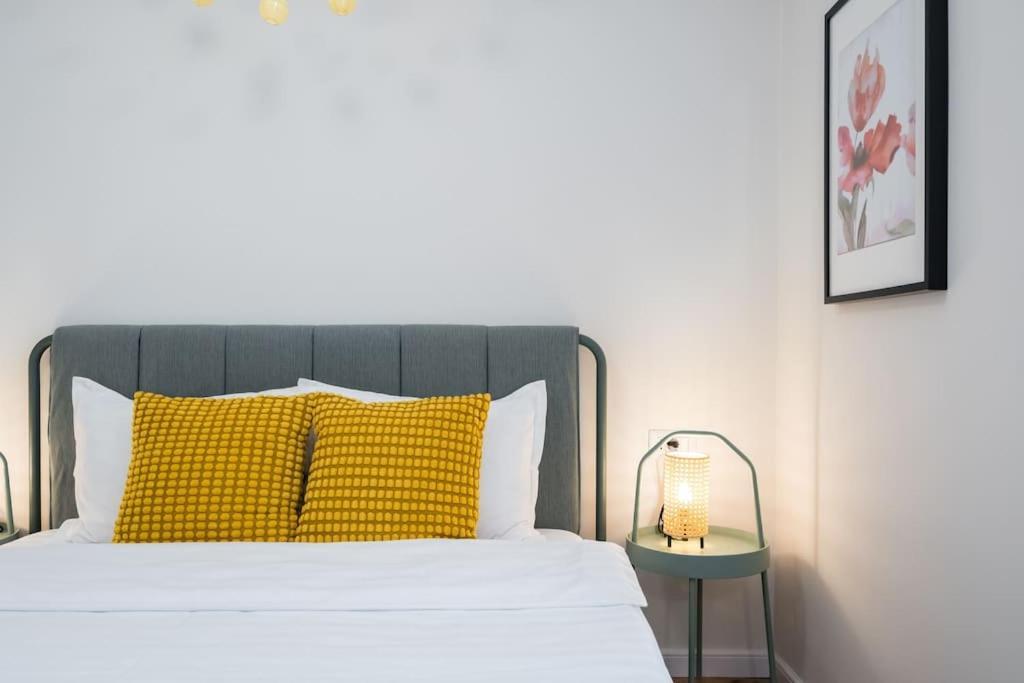 Stylish 5br - Ateneu - Amazing Location Bucharest