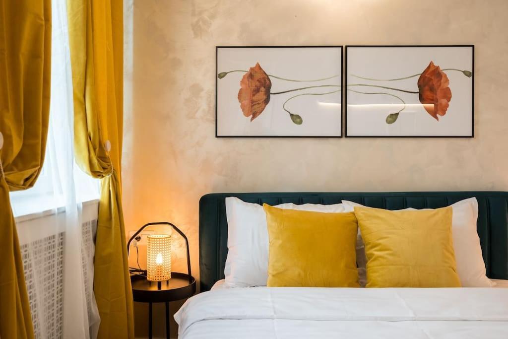 Apartment Stylish 5br - Ateneu - Amazing Location Bucharest