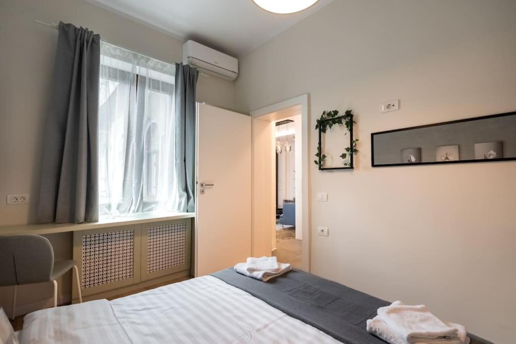 Stylish 5br - Ateneu - Amazing Location * Bucharest