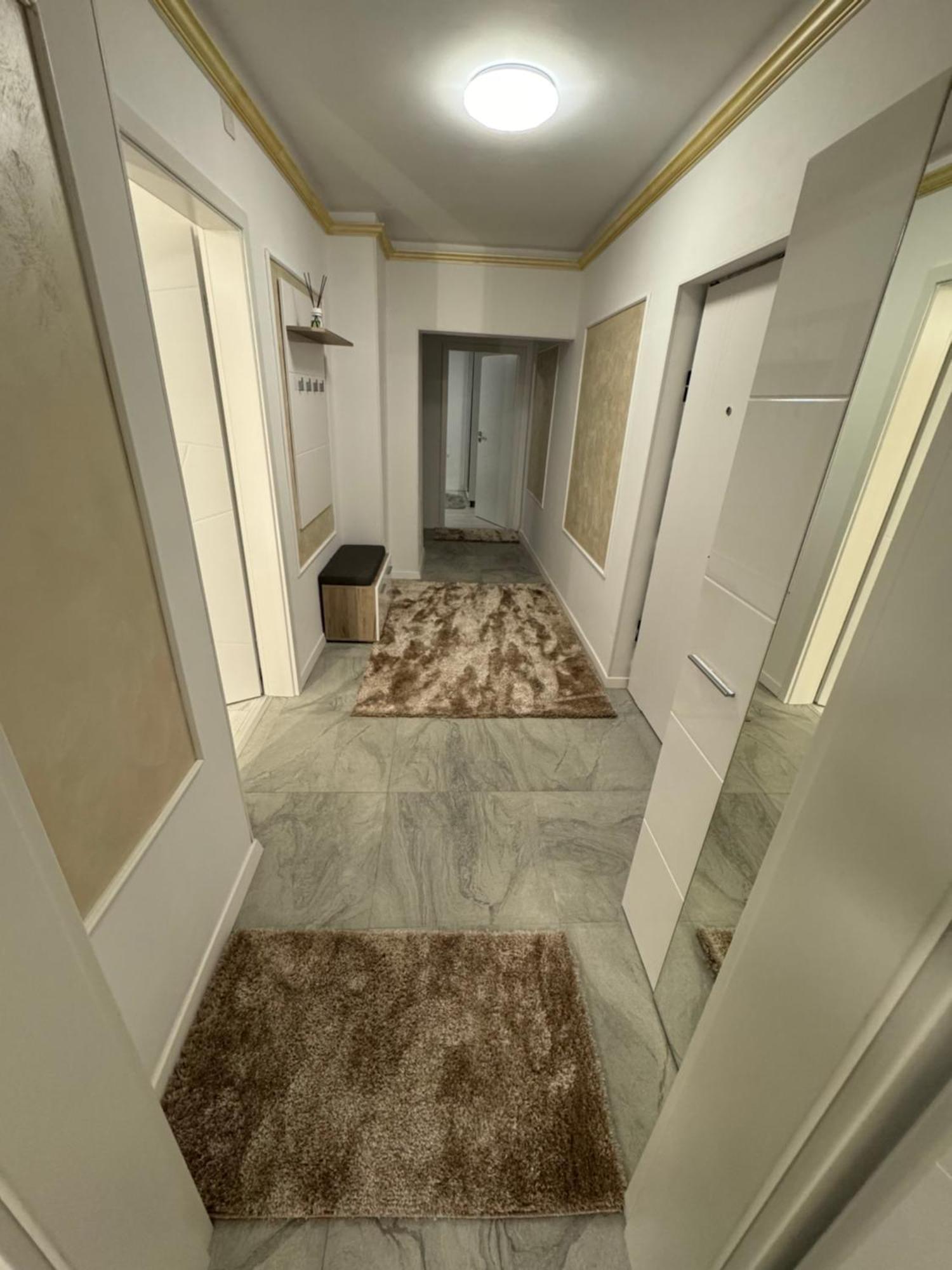 Rbg Ii Apartamento