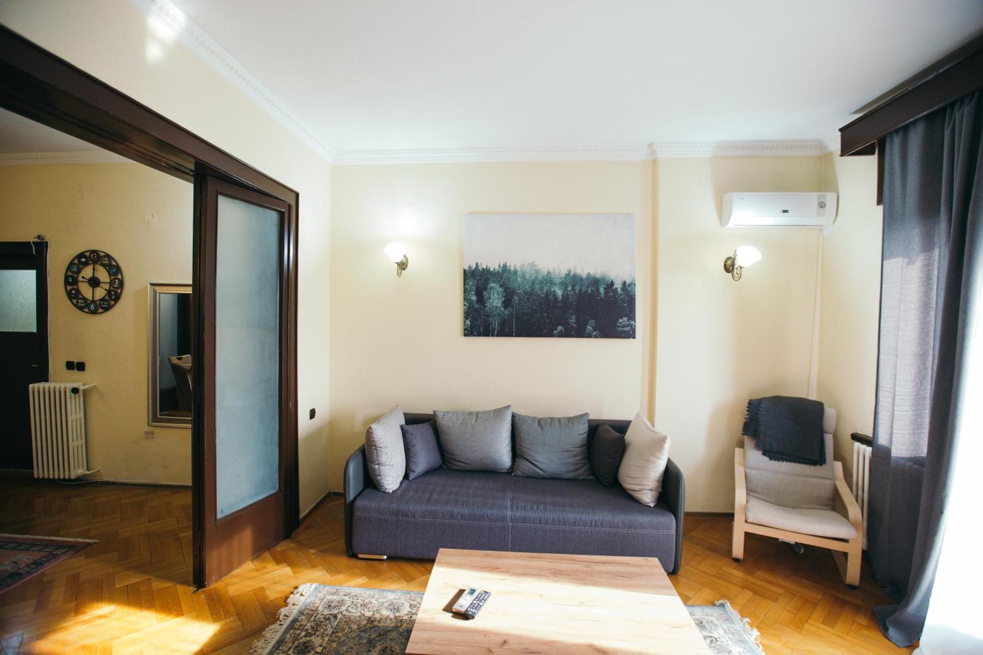 Apartamento Spacious View With Balcony