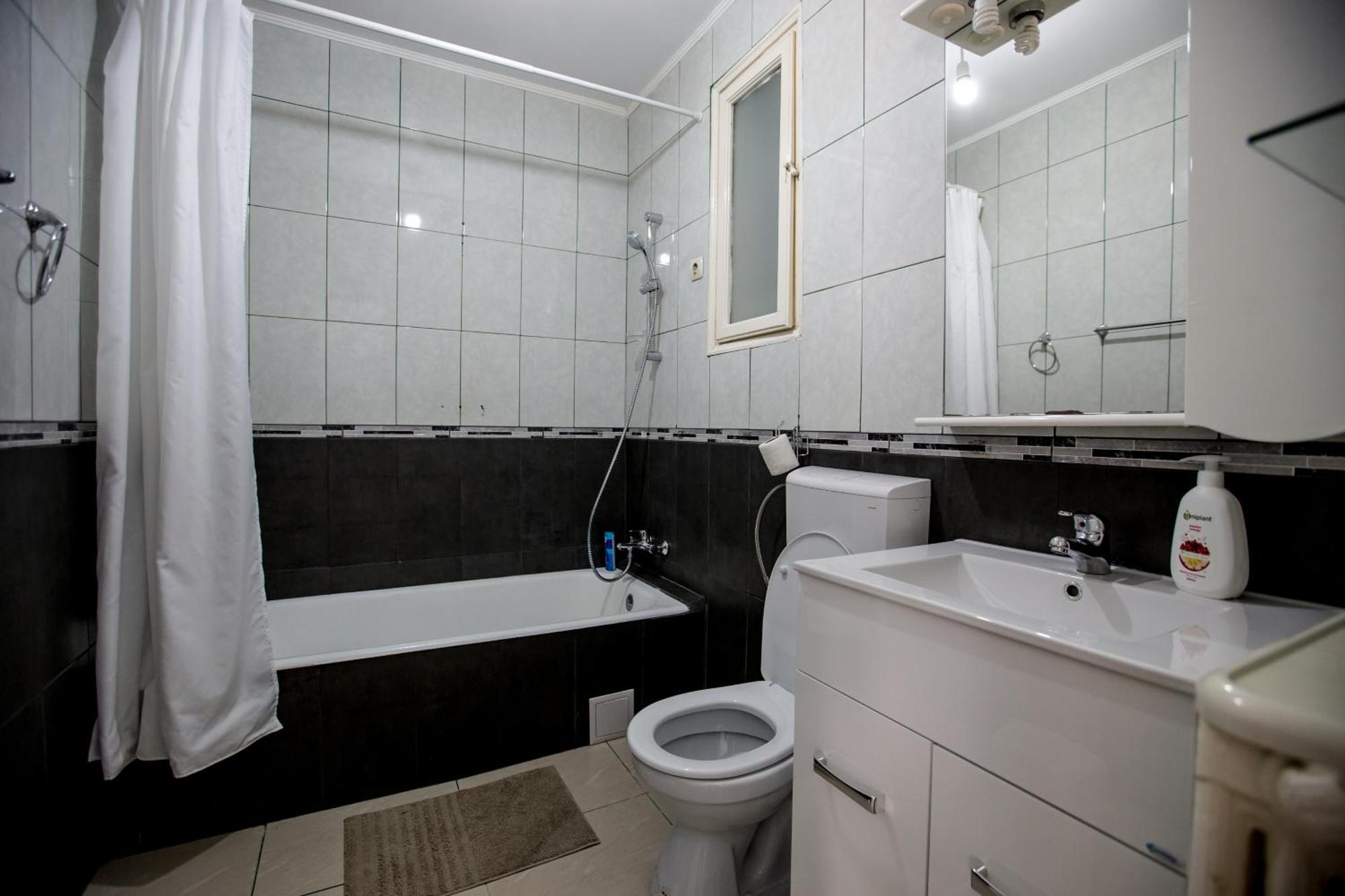 Apartamento Spacious View With Balcony *