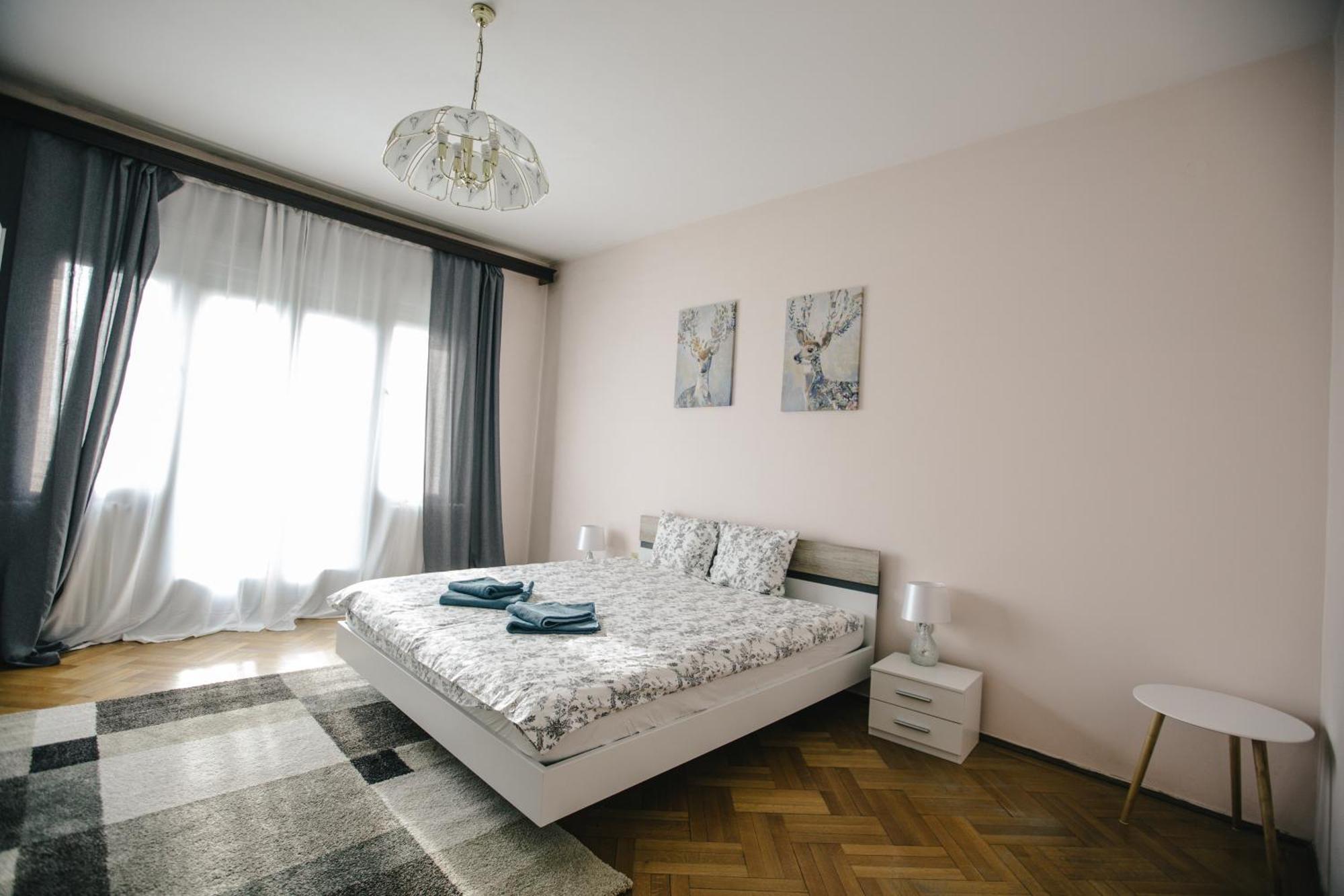 Apartamento Spacious View With Balcony