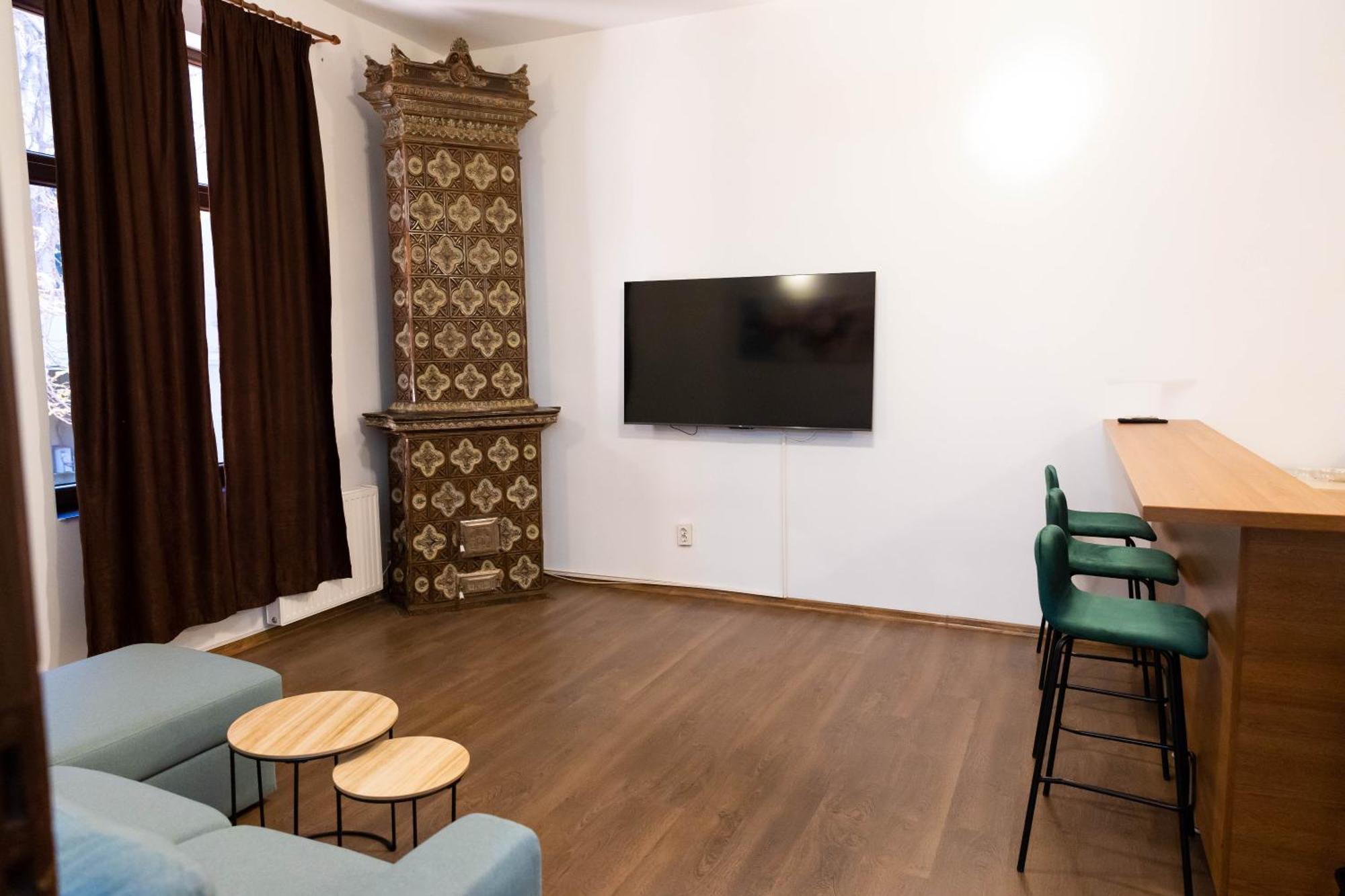 Apartment Lsix Bucharest