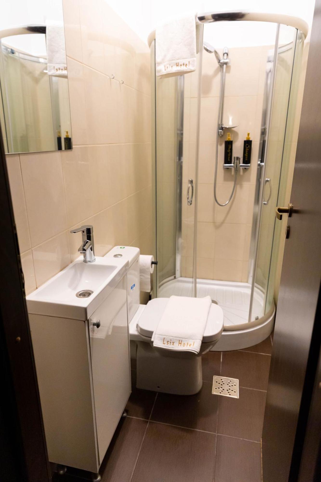 Apartment Lsix