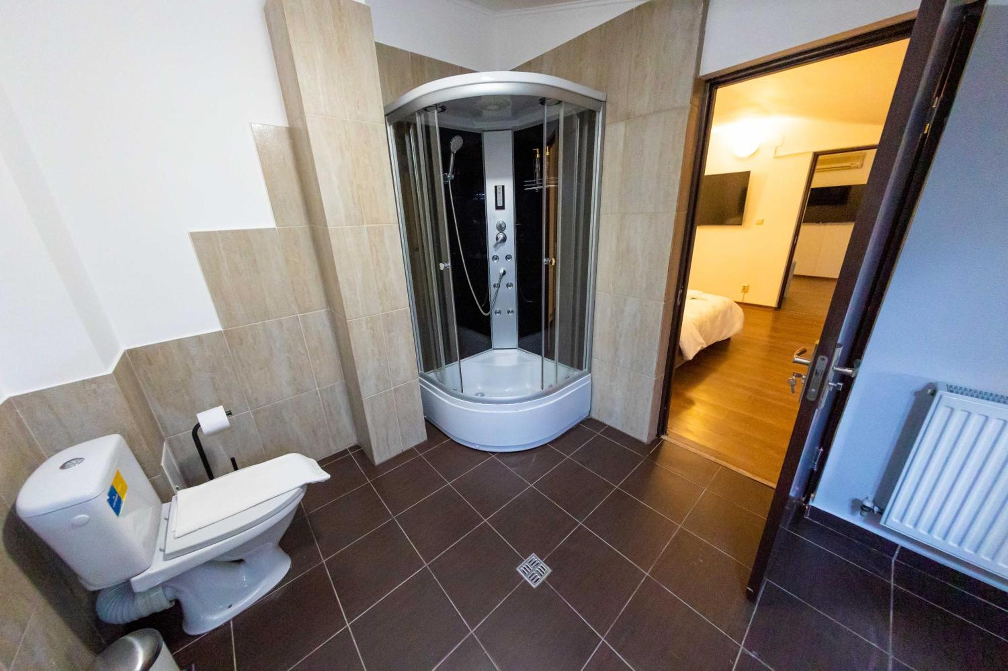 Apartment Lsix