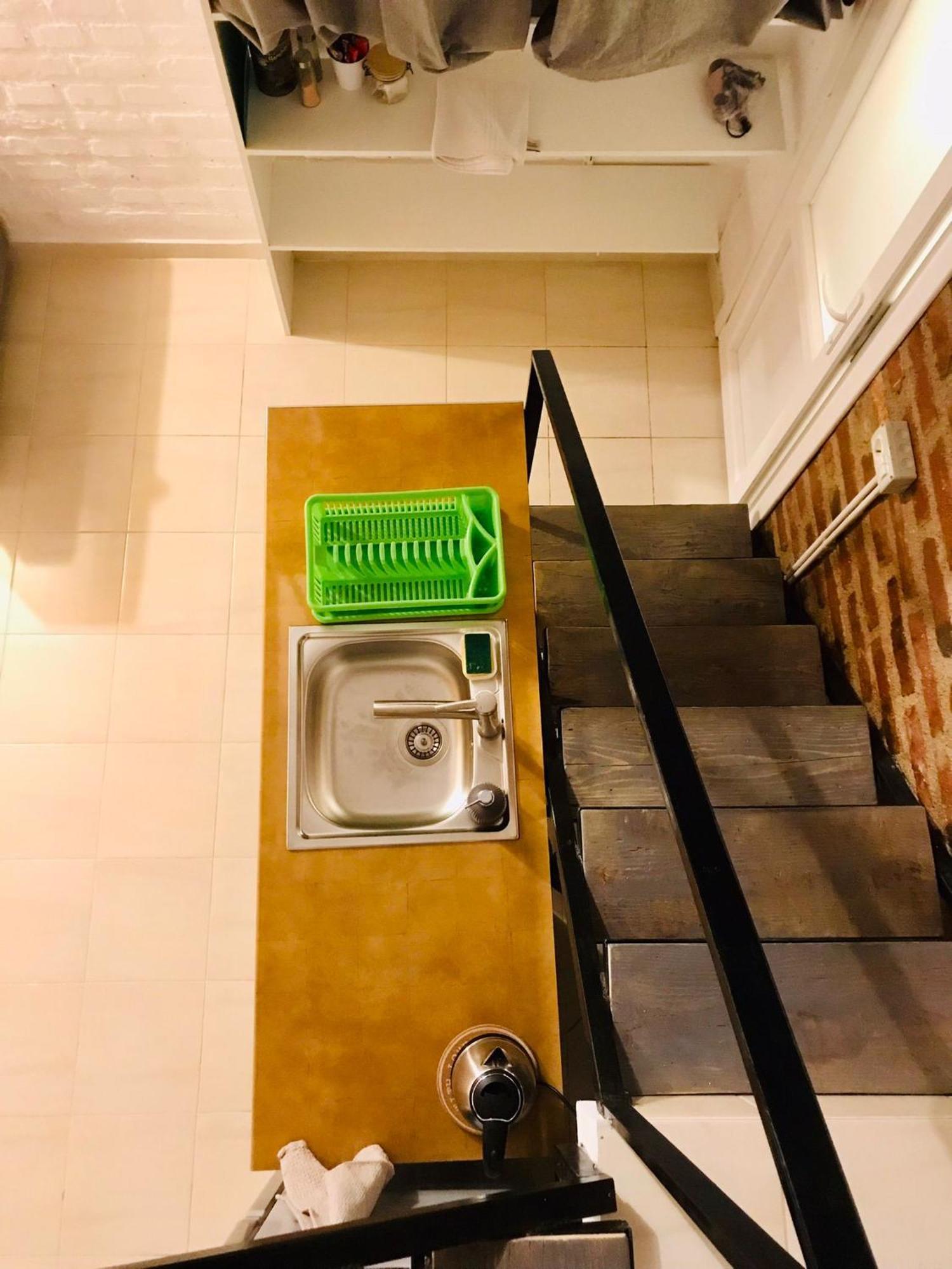 Amos Homes Guest house *