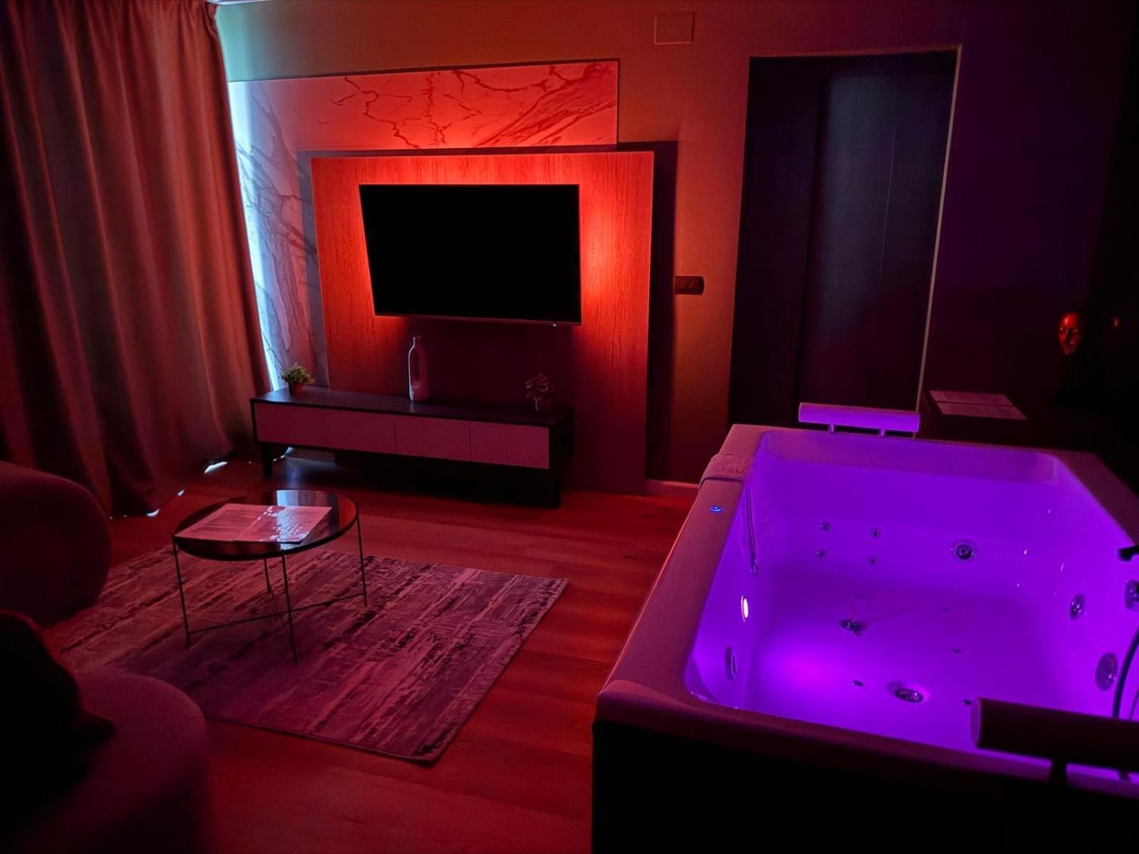 Apartamento Jacuzzi Old Town Escape Bucareste