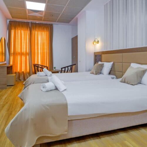 Hotel Sir Fundeni