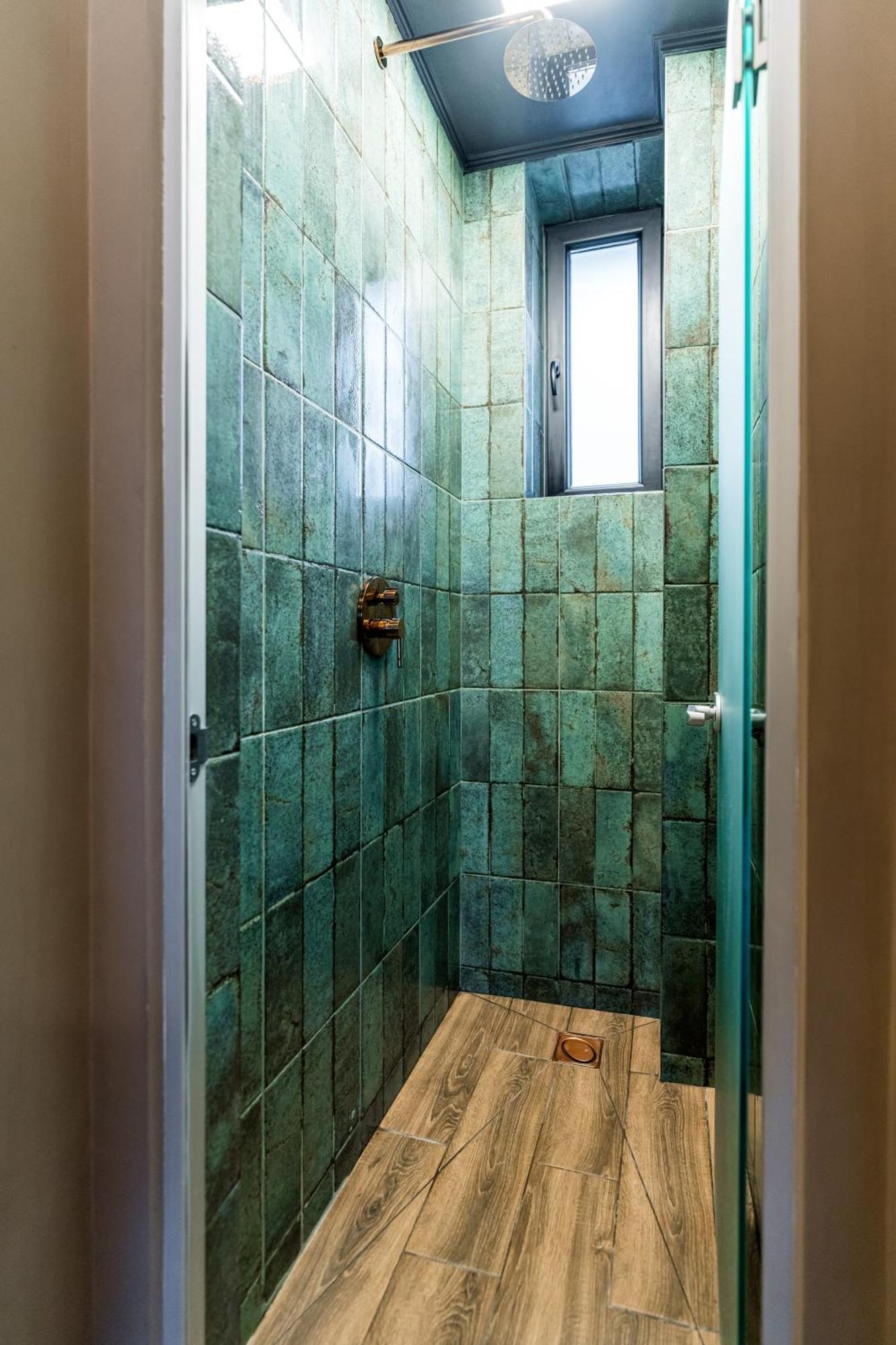 Downtown Calea Victoriei 100 Jacuzzi&sauna&bathtub Apartament *