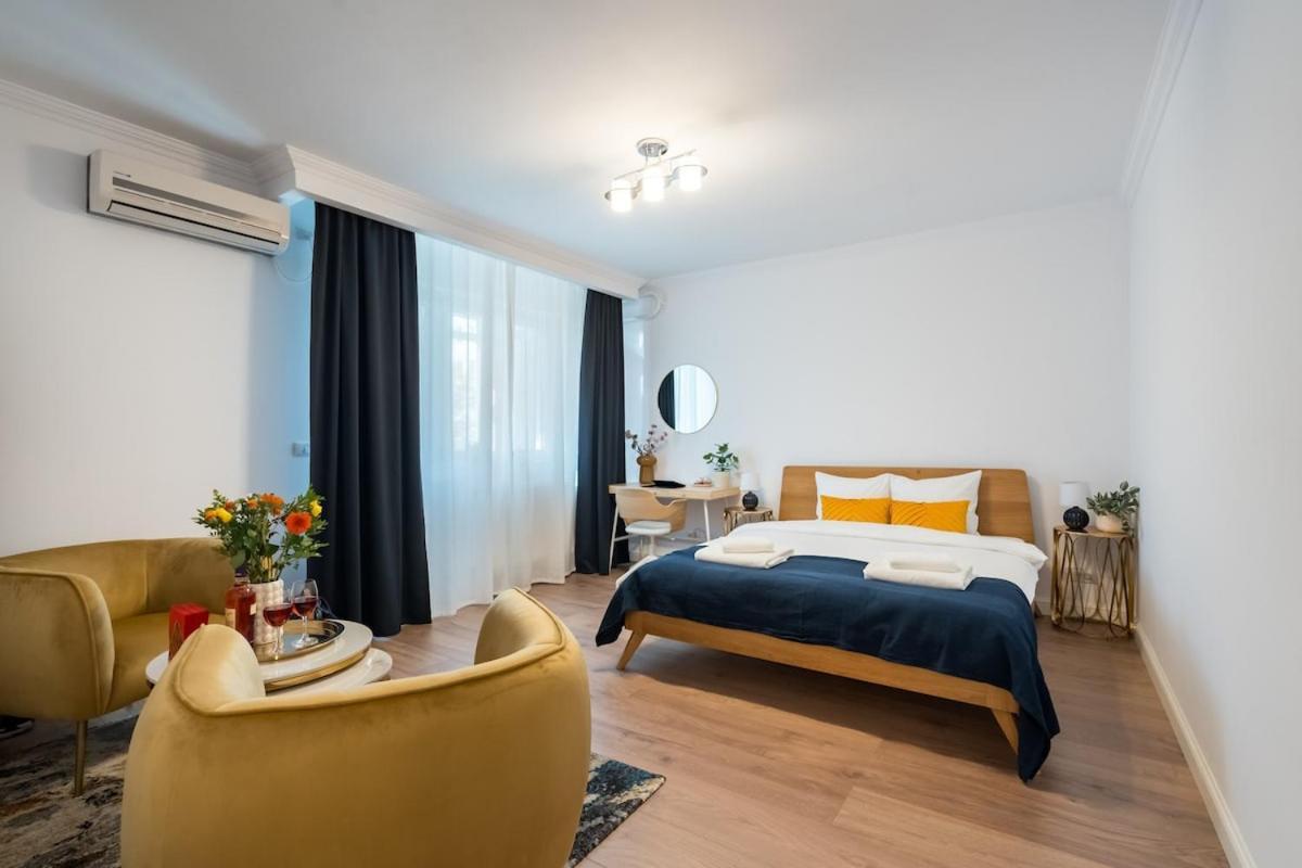 G24 - Luxurious & Cozy Inspired By Freedom Apartment