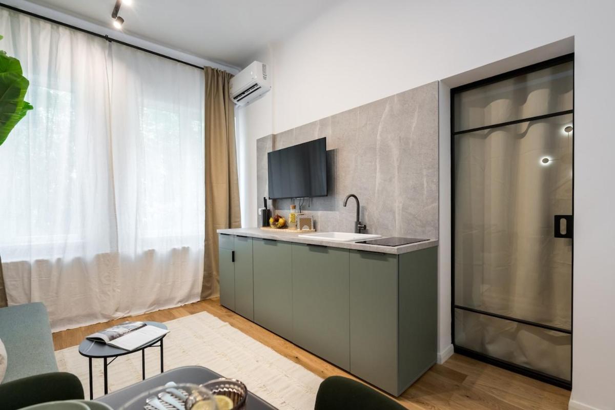 Superb 2br Flat - Location - 2 Baths Apartment Bucharest