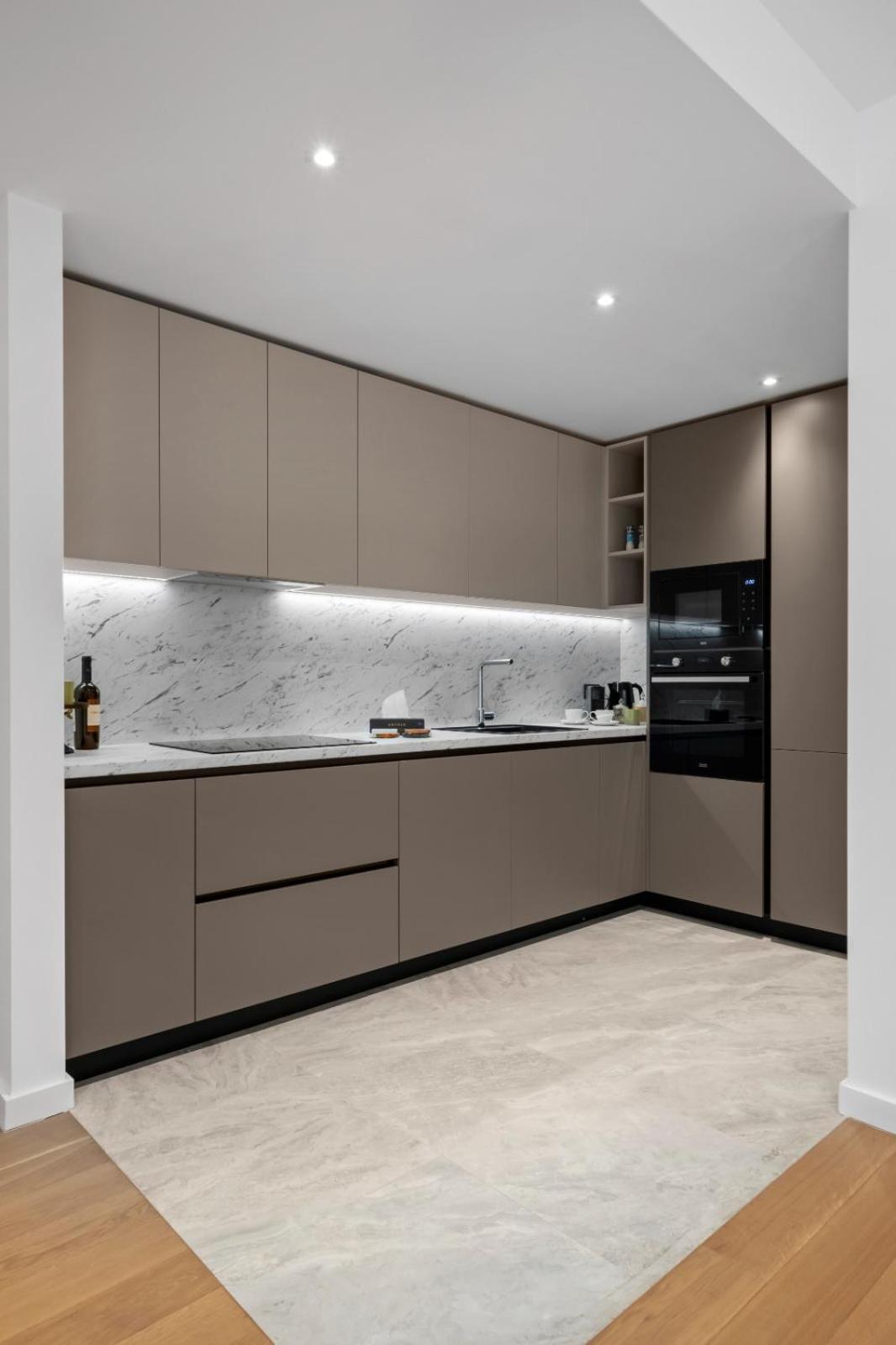 One H Luxury Bucharest