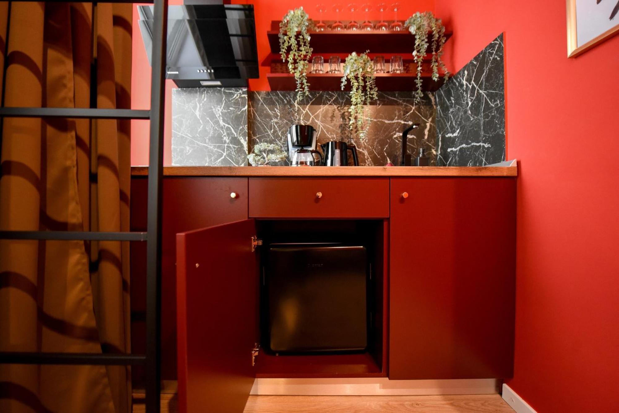 Apartment Elegant On Magheru Boulevard - The Art Of Living Simply Bucharest