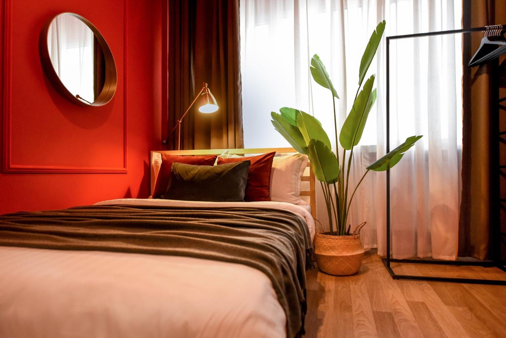 Elegant On Magheru Boulevard - The Art Of Living Simply * Bucharest