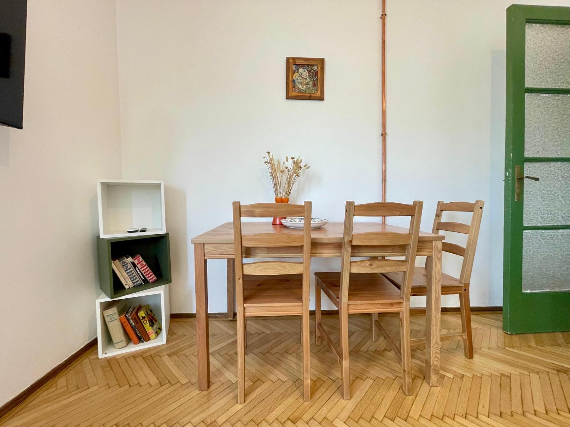 No 14 Old Chic Apartment Bucharest